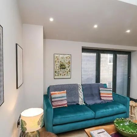 펜션 The Old Jet Workshop 휫비